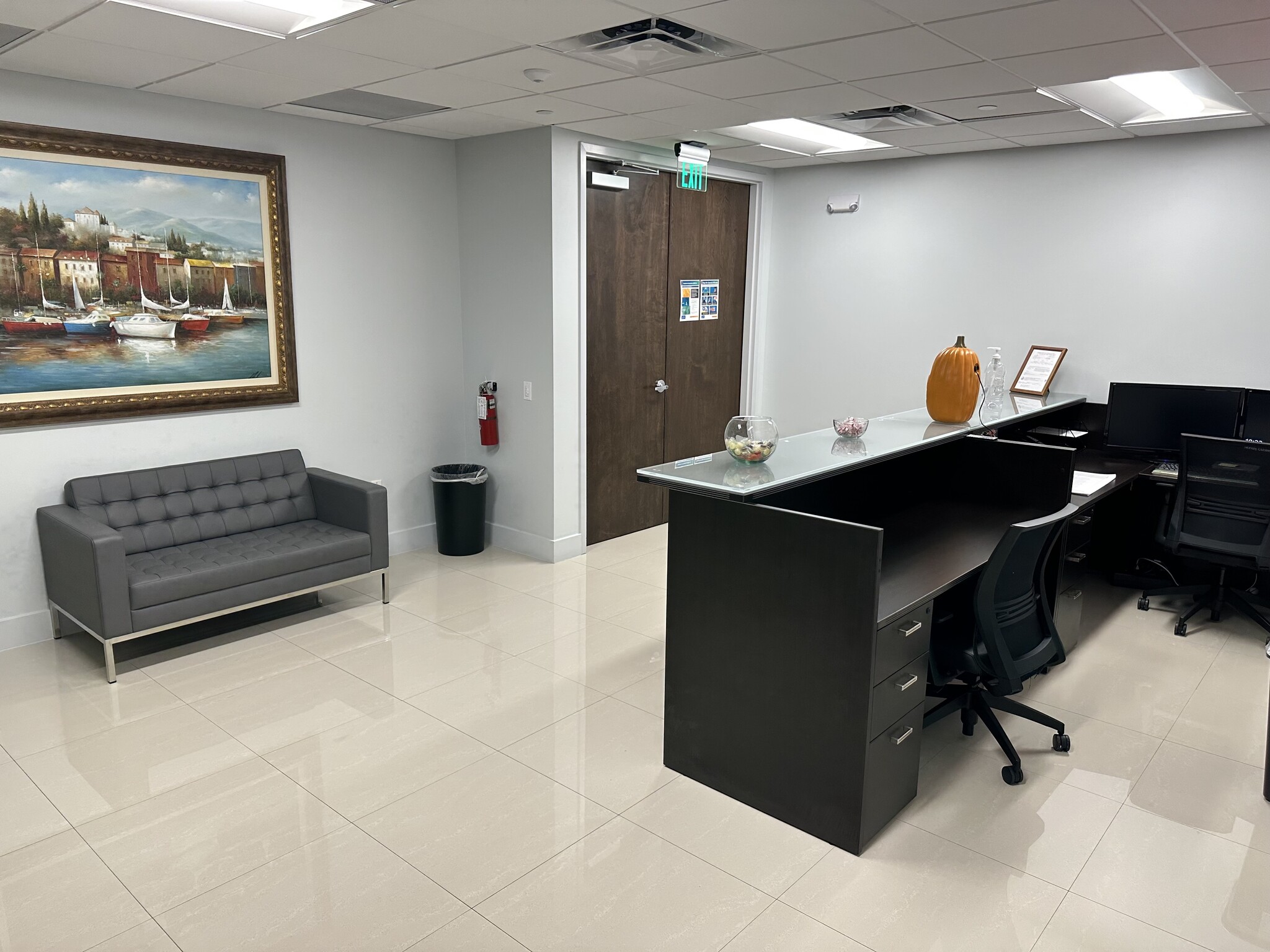 1901 W Cypress Creek Rd, Fort Lauderdale, FL à louer Photo intérieure- Image 1 de 4