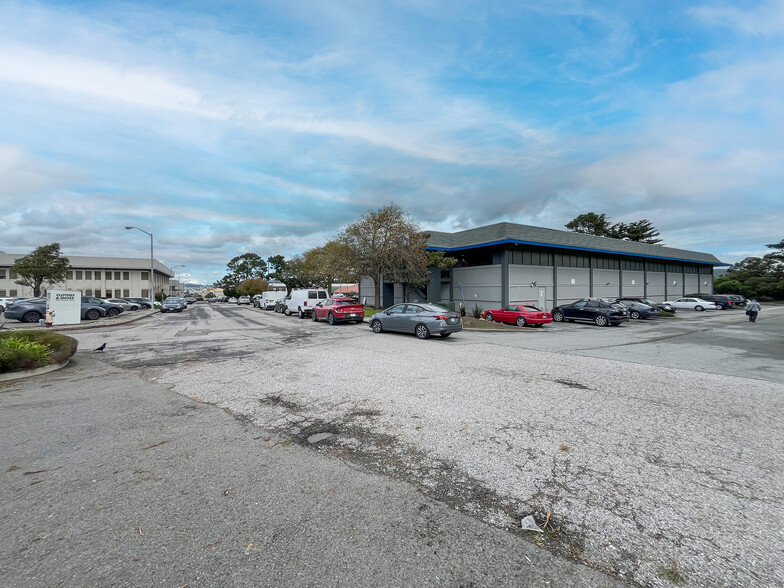 373 Gellert Blvd, Daly City, CA for sale - Building Photo - Image 3 of 5