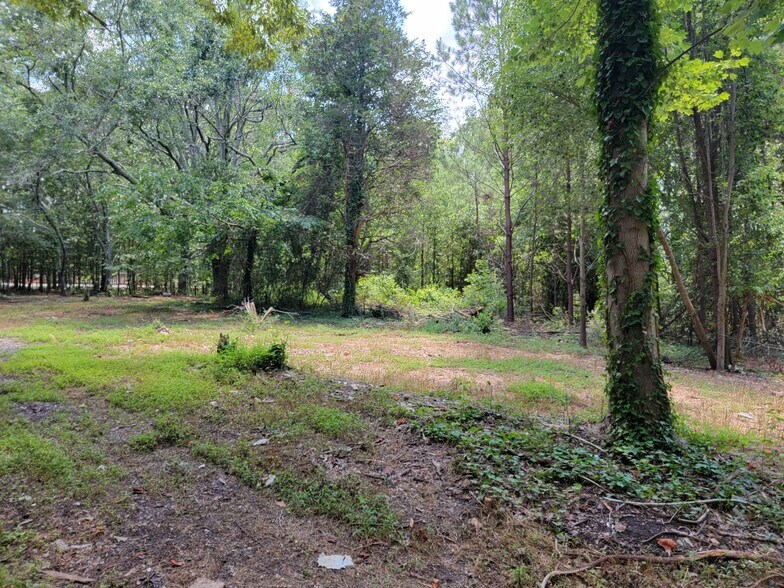 947-963 Sheppard Rd, Stone Mountain, GA à vendre - Photo du bâtiment - Image 3 de 11