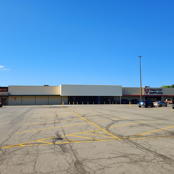 1201-1299 S Division St, Harvard, IL à louer - Photo du bâtiment - Image 2 de 3