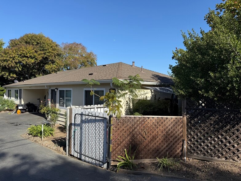 1815 Woodland Ave, East Palo Alto, CA for sale - Primary Photo - Image 1 of 5