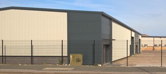 Plus de détails pour 81 Cleveland St, Hull - Industriel à louer