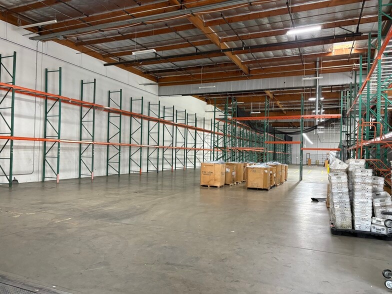 1344-1388 W Foothill Blvd, Azusa, CA for lease - Building Photo - Image 2 of 17
