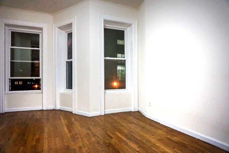 440 Madison St, Brooklyn, NY for sale - Building Photo - Image 3 of 5
