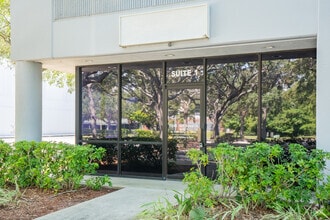 9900 18th St N, Saint Petersburg, FL for lease Building Photo- Image 2 of 6