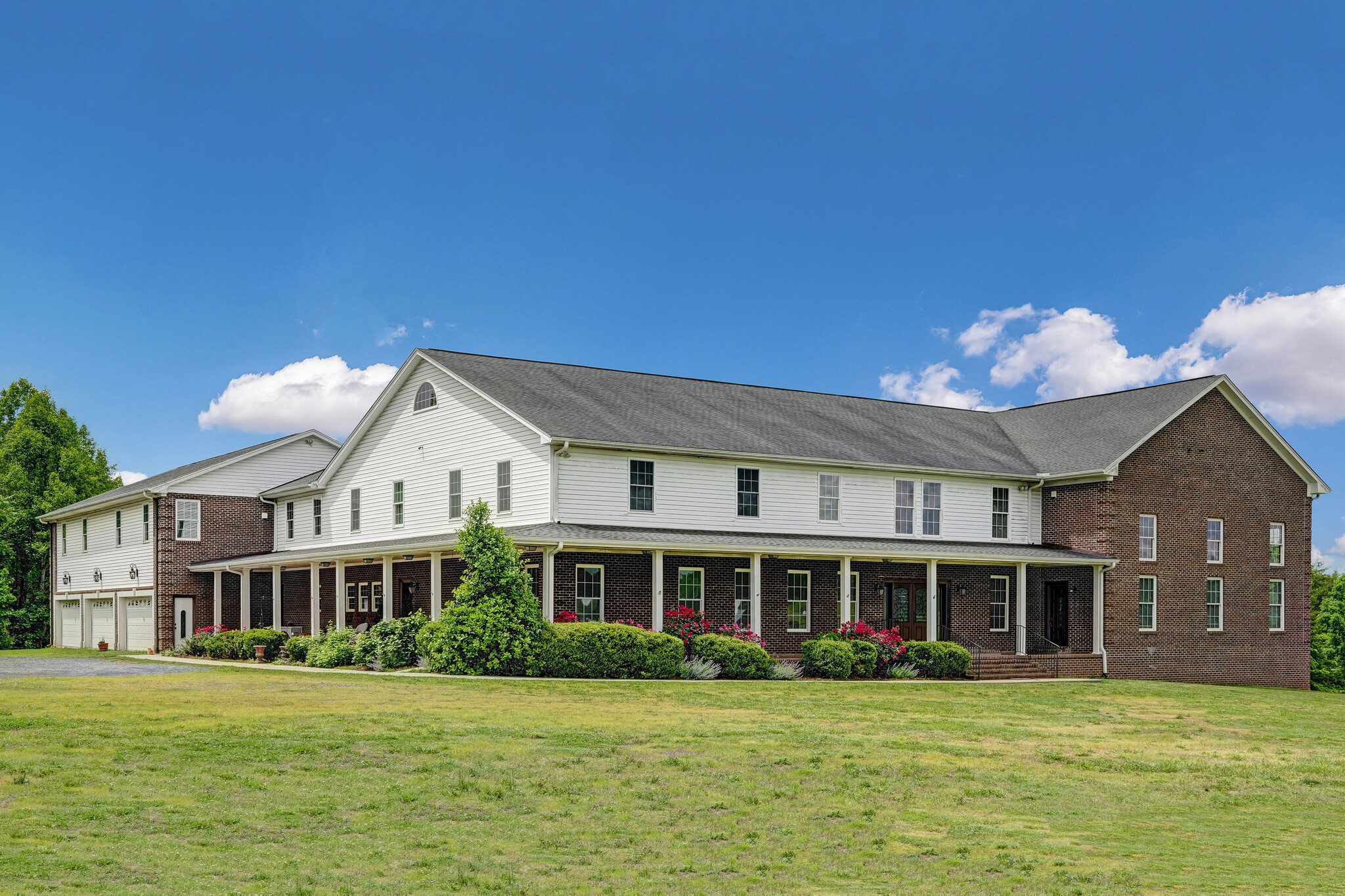 178 Slaydon Rd, Eden, NC for sale Primary Photo- Image 1 of 75