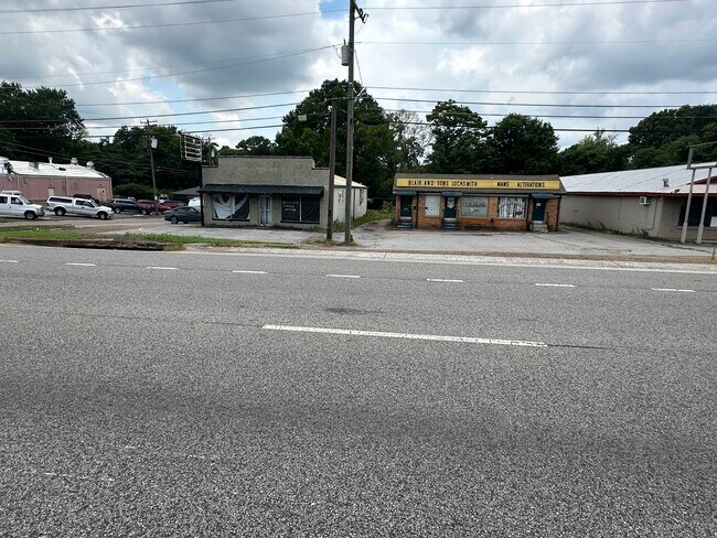 More details for 301 Jordan Ln NW, Huntsville, AL - Retail for Sale