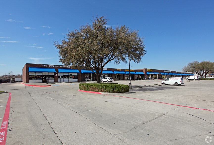 940 E Belt Line Rd, Richardson, TX à louer - Photo principale - Image 1 de 4