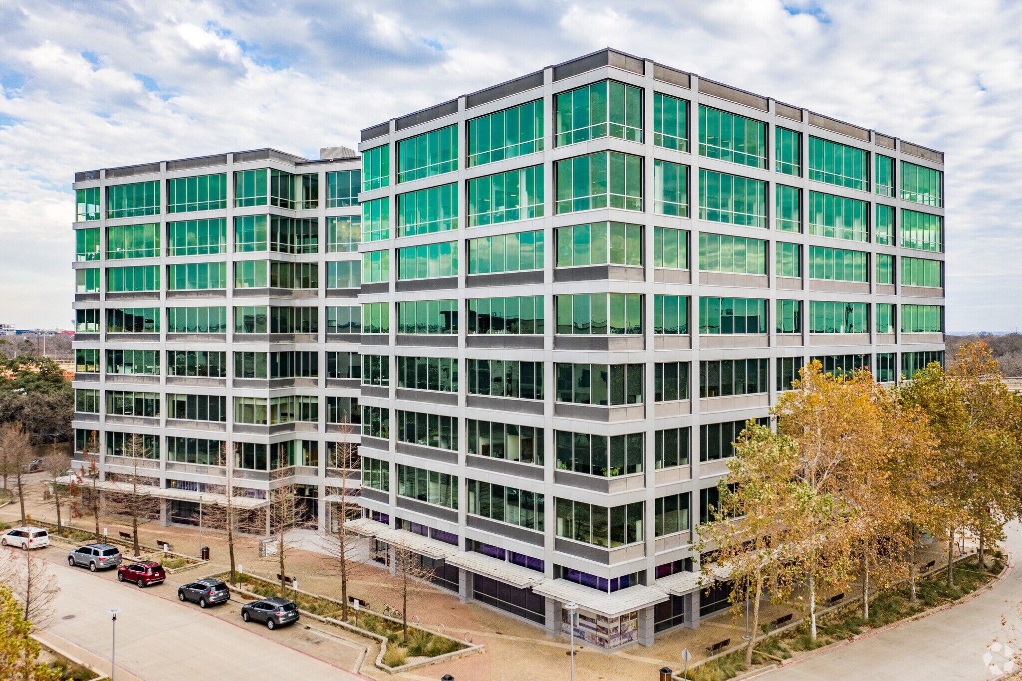 3300 N Interstate 35, Austin, TX à louer Photo principale- Image 1 de 44