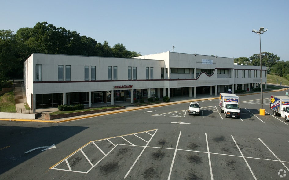 13905-14041 Jefferson Davis Hwy, Woodbridge, VA for lease - Building Photo - Image 2 of 6