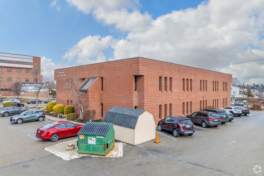 525 Jamestown Ave, Philadelphia, PA for lease - Building Photo - Image 3 of 5