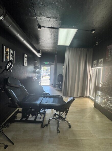 1673-1675 NE 123rd St, North Miami, FL à louer - Photo du bâtiment - Image 2 de 4