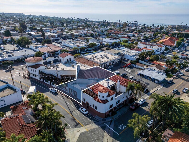 204 Avenida del Mar, San Clemente, CA à louer - Photo du bâtiment - Image 3 de 8