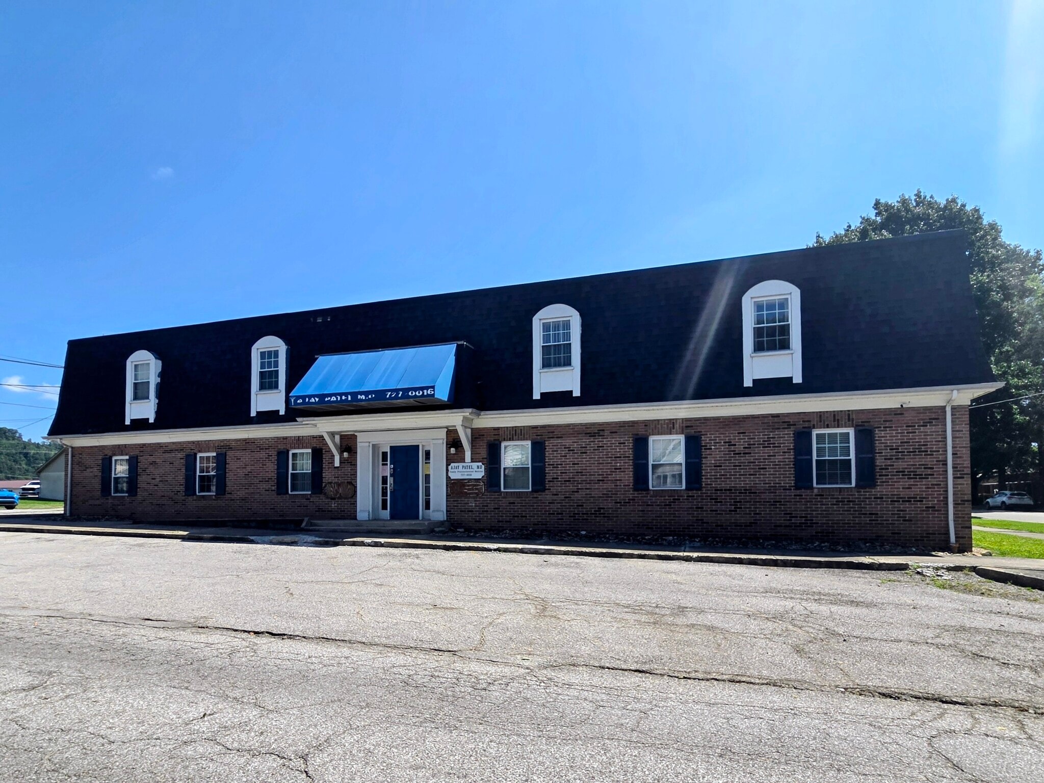 450 2nd St, Saint Albans, WV for sale Building Photo- Image 1 of 7