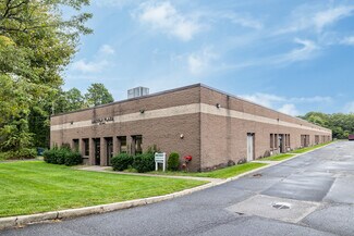 Plus de détails pour 1531-1563 Lincoln Ave, Holbrook, NY - Industriel à vendre