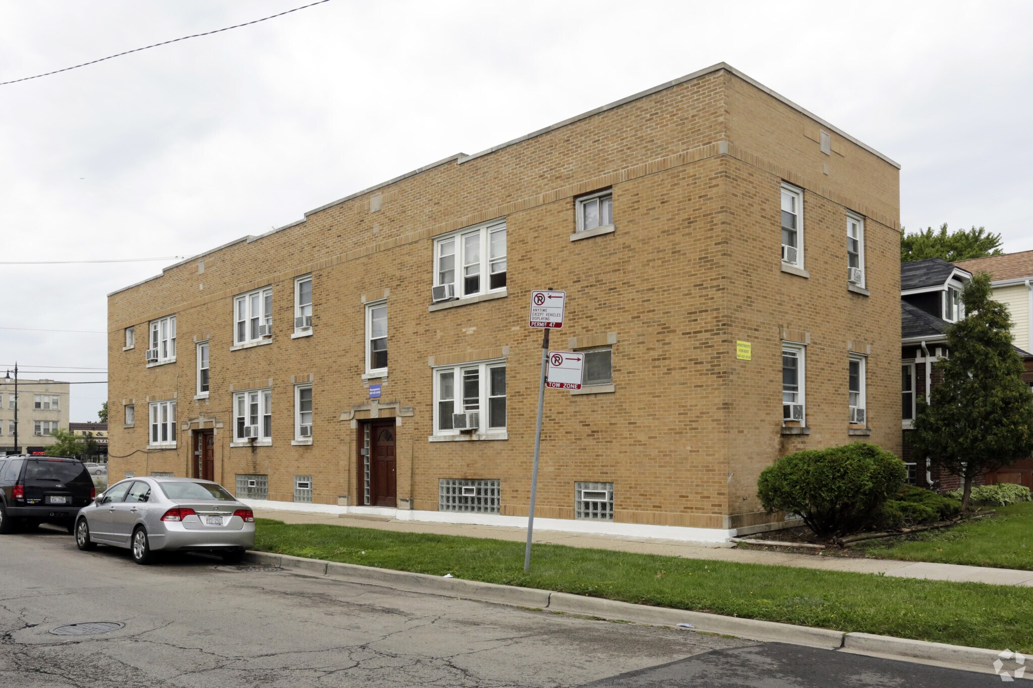 3214-3224 N Linder Ave, Chicago, IL à vendre Photo principale- Image 1 de 56