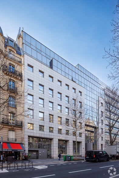 8-10 Avenue Ledru-Rollin, Paris for lease - Building Photo - Image 2 of 6