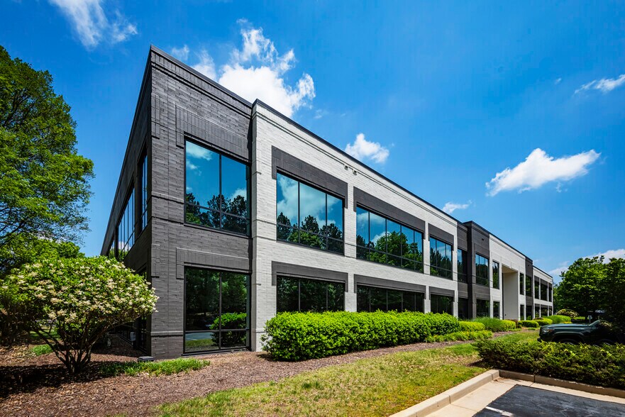 1990 Vaughn Rd, Kennesaw, GA à vendre - Photo du bâtiment - Image 3 de 15