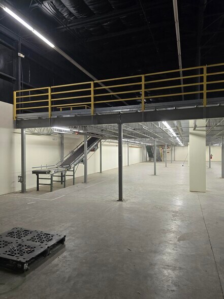 800 Calcasieu Rd, Iowa, LA à louer - Photo du bâtiment - Image 3 de 14