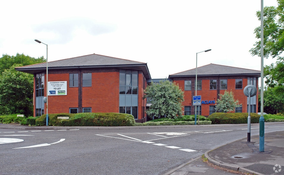 1 Rivenhall Rd, Swindon for lease - Building Photo - Image 2 of 3