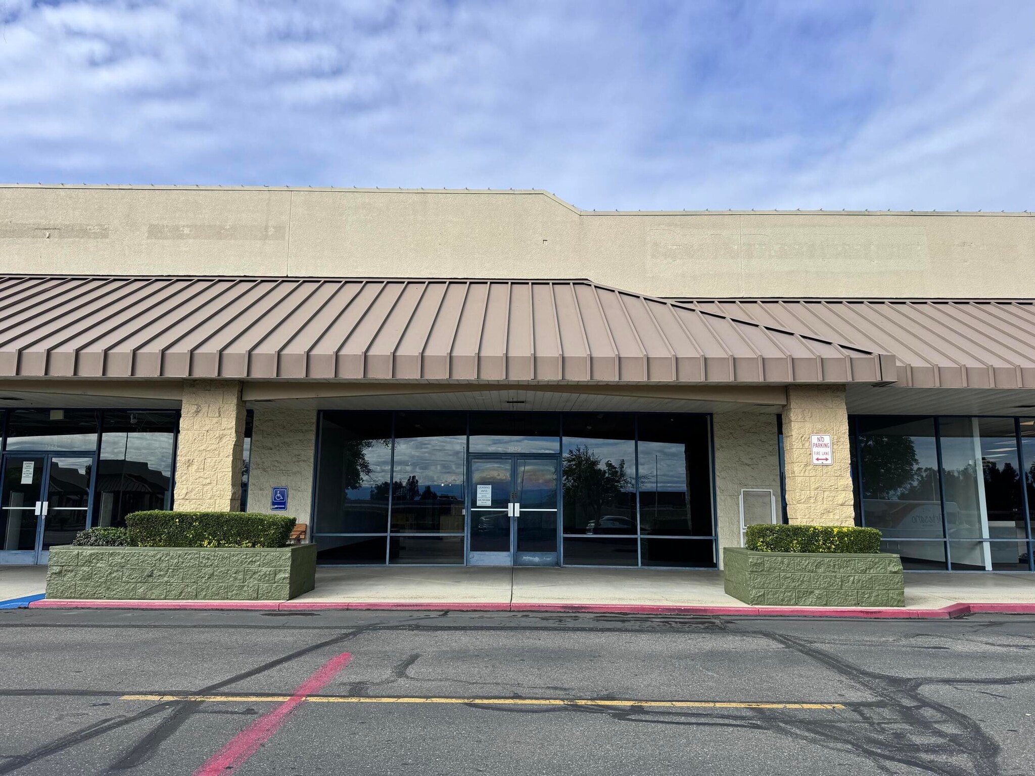 1699-1785 State Highway 273, Anderson, CA for lease Interior Photo- Image 1 of 9