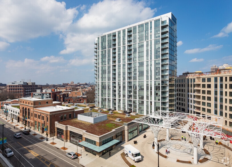 2376-2380 N Lincoln Ave, Chicago, IL for lease - Building Photo - Image 1 of 17