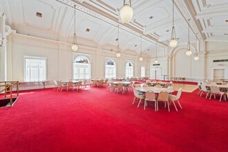 216 Crown St, New Haven, CT for lease Interior Photo- Image 2 of 18