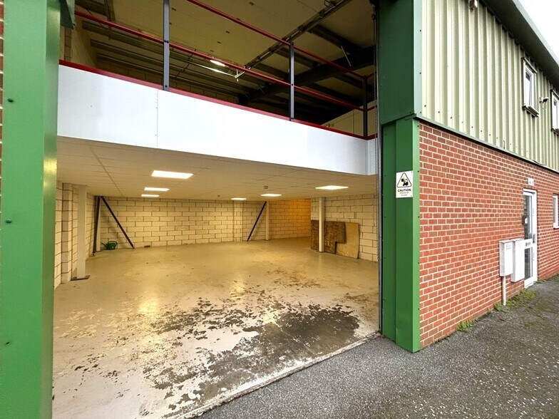 Unit 18 Maldon Rd, Latchingdon à louer - Photo du bâtiment - Image 3 de 12