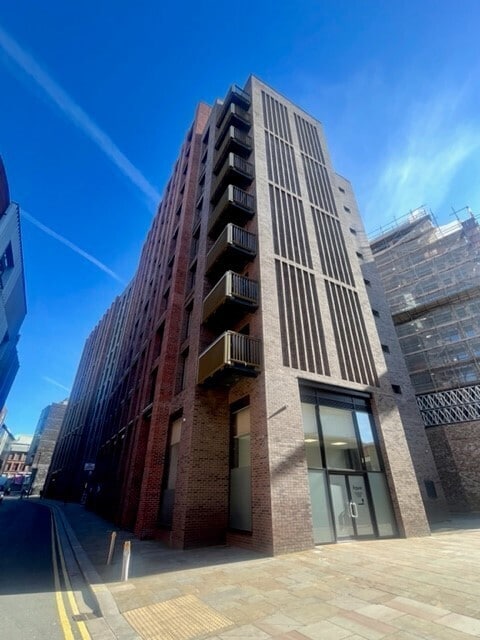 David Lewis St, Liverpool for lease Primary Photo- Image 1 of 4