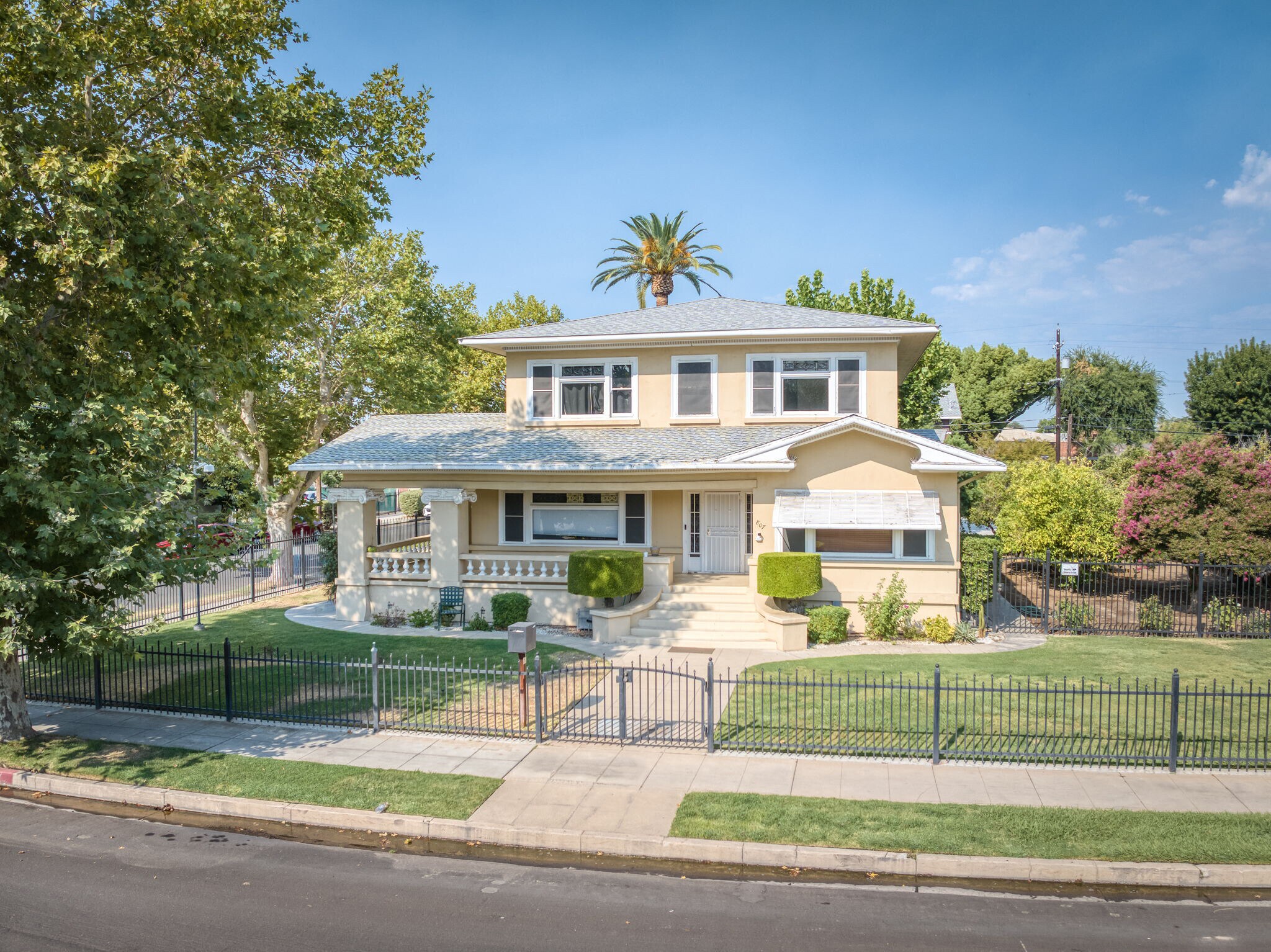 807 N Van Ness Ave, Fresno, CA for sale Building Photo- Image 1 of 33
