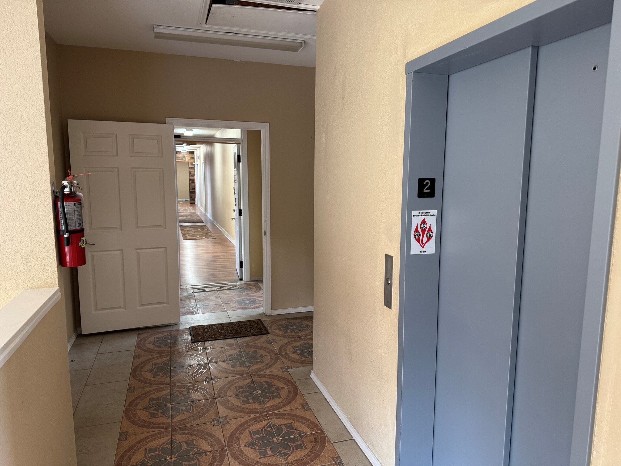 320 W Belt Line Rd, Cedar Hill, TX à louer Photo intérieure- Image 1 de 5