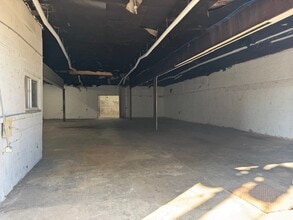 79-81 Poinier St, Newark, NJ for lease Interior Photo- Image 2 of 5