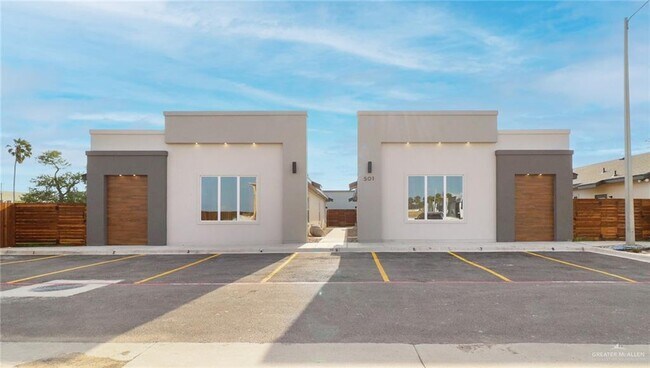 More details for 519 Coves Ln, Weslaco, TX - Multifamily for Sale