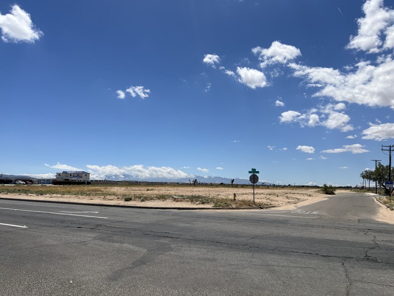 I Ave, Hesperia, CA for sale - Building Photo - Image 2 of 8