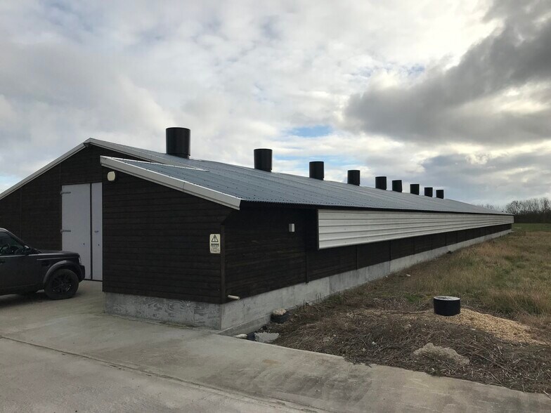 1 Station Rd, Meldreth à louer - Photo du bâtiment - Image 1 de 2