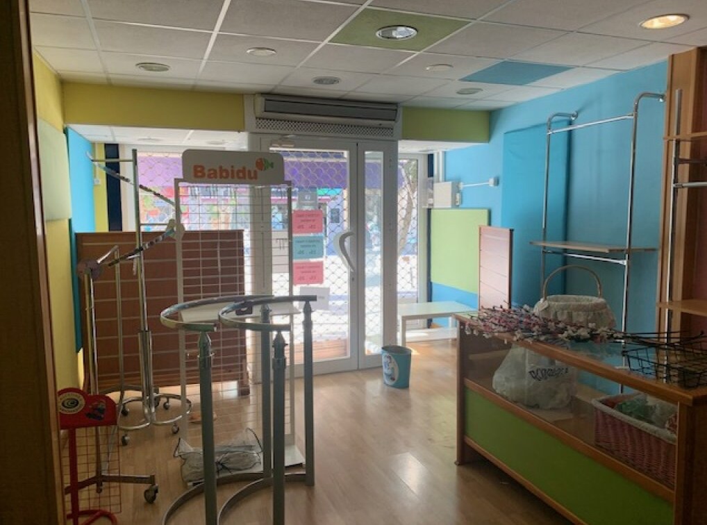 Retail in Quintanar de la Orden, Toledo for lease Interior Photo- Image 1 of 5