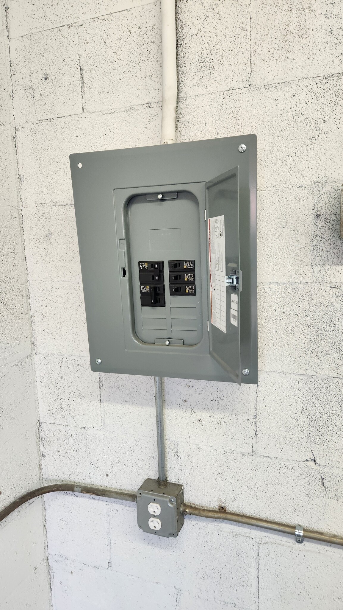 7350 Atoll Ave, North Hollywood, CA à louer Photo intérieure- Image 1 de 8