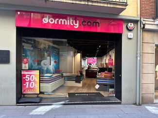 Plus de détails pour Carrer Sant Rafel, 11-13, Olot - Multi-résidentiel à vendre