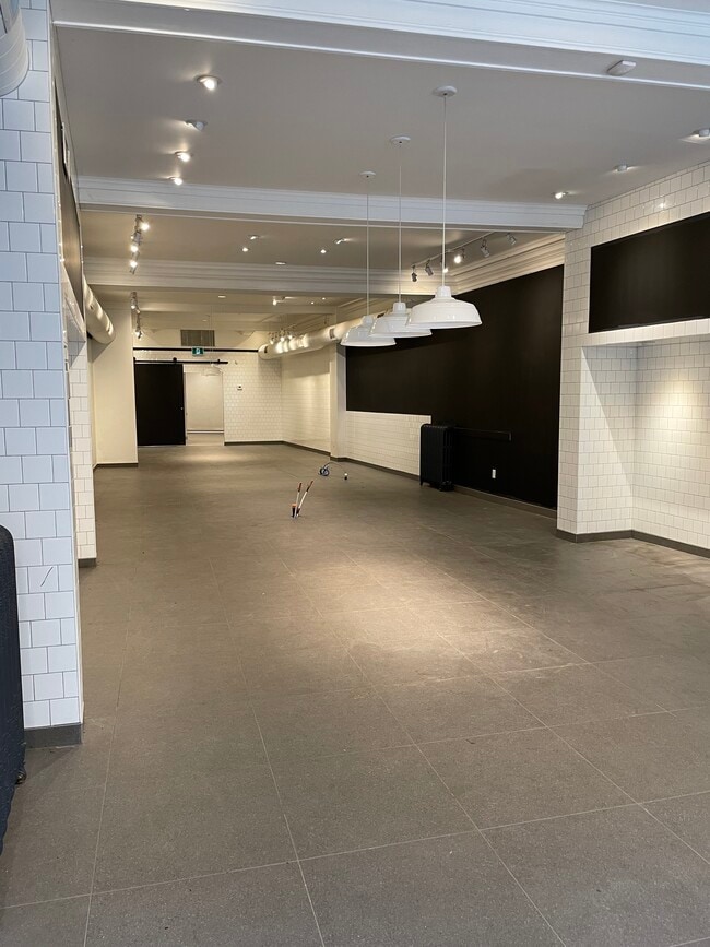 More details for 1120 Rue Saint-Jean, Québec, QC - Retail for Lease