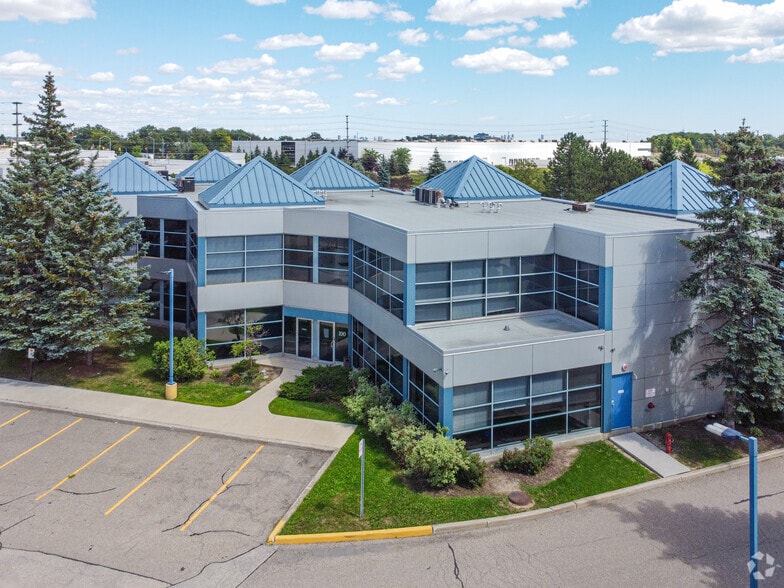 2400 Meadowpine Blvd, Mississauga, ON à louer - Photo du bâtiment - Image 2 de 3