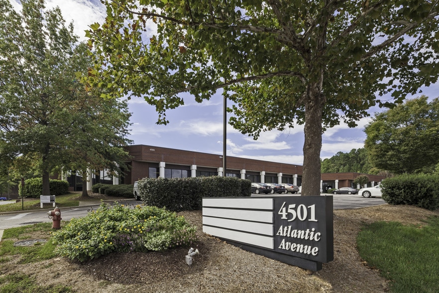 4501 Atlantic Ave, Raleigh, NC for lease - Primary Photo - Image 1 of 19