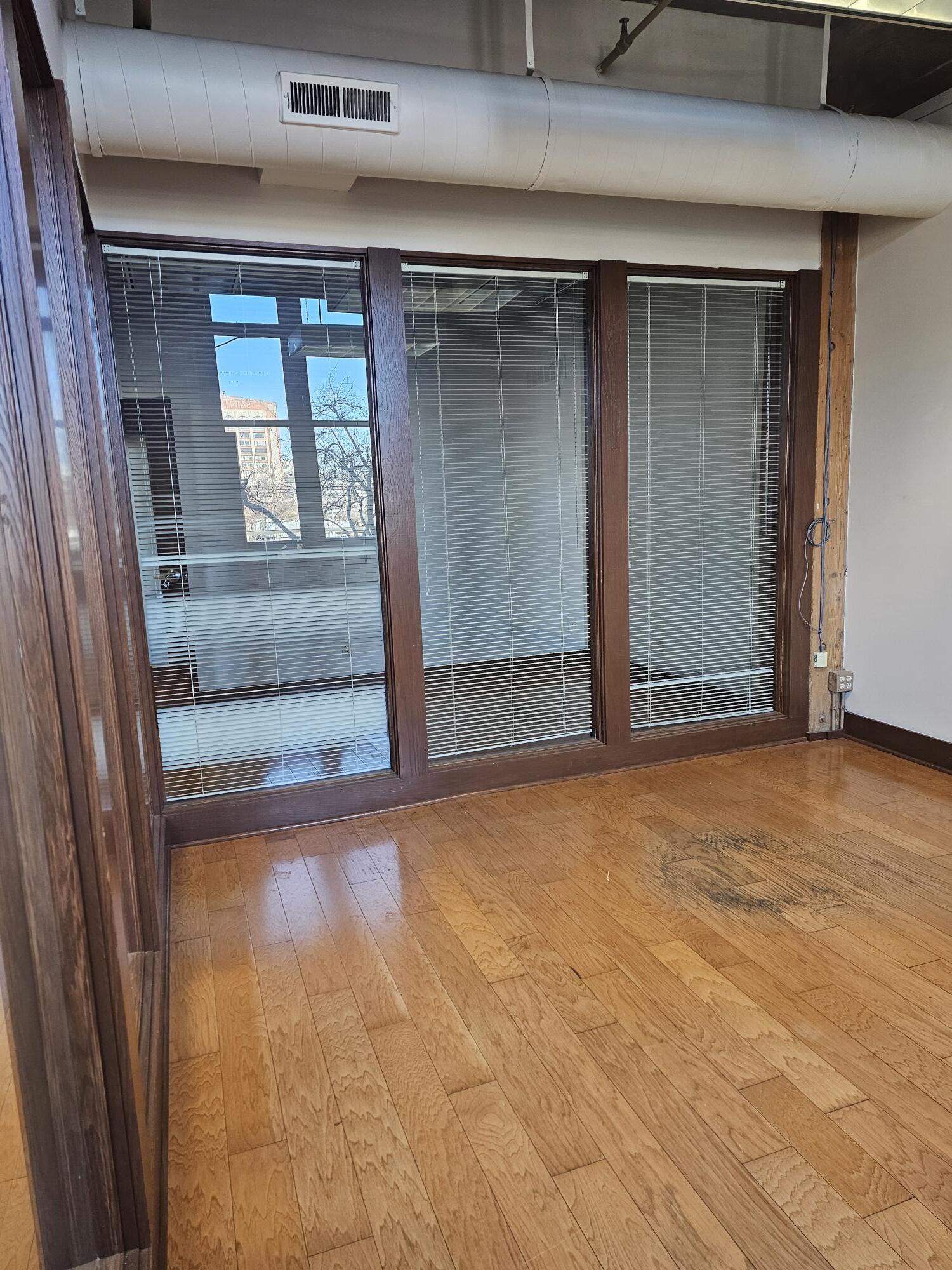 1310 Papin St, Saint Louis, MO for lease Interior Photo- Image 1 of 8