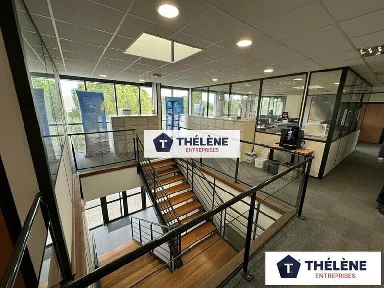 Flex in Montpellier for lease - Interior Photo - Image 2 of 7