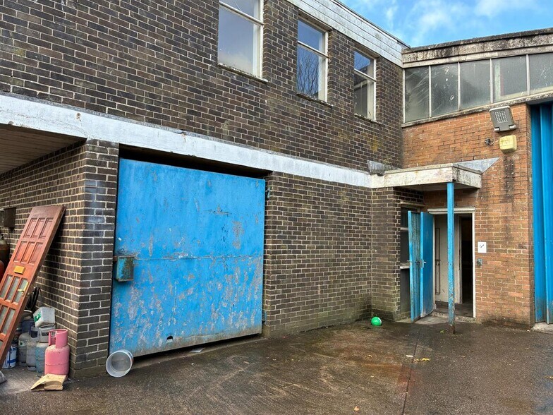 Ogmore Cres, Bridgend for sale - Building Photo - Image 2 of 3