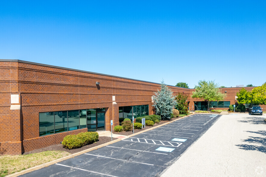 550 Blair Mill Rd, Horsham, PA for lease - Building Photo - Image 3 of 4