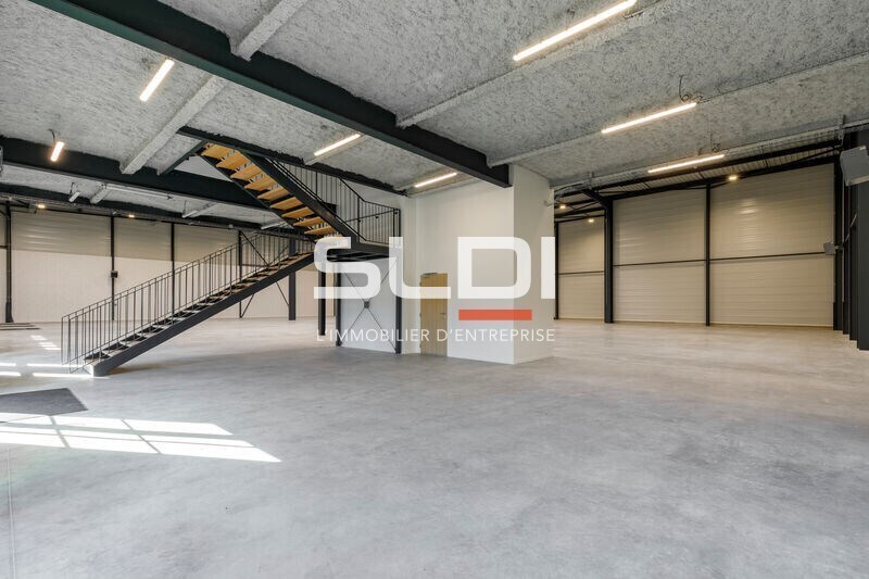 Flex in Corbas for lease - Interior Photo - Image 3 of 7
