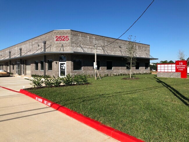 Plus de détails pour 2519 N Frazier St, Conroe, TX - Bureau à louer