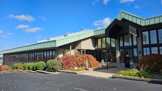 More details for 1900-1940 Craigshire Dr, Saint Louis, MO - Flex for Sale