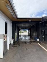 824 N Dixie Hwy, Lake Worth, FL for lease Interior Photo- Image 2 of 4