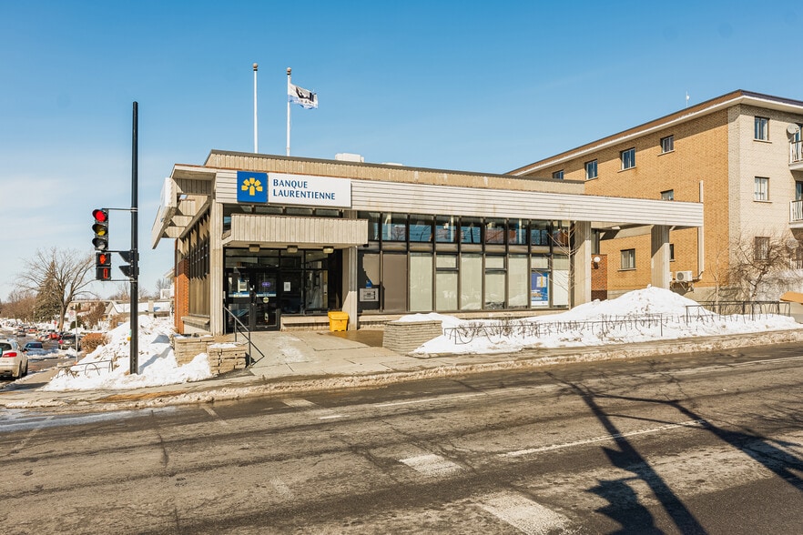 5501 Boul Henri-Bourassa E, Montréal, QC for sale - Primary Photo - Image 1 of 1